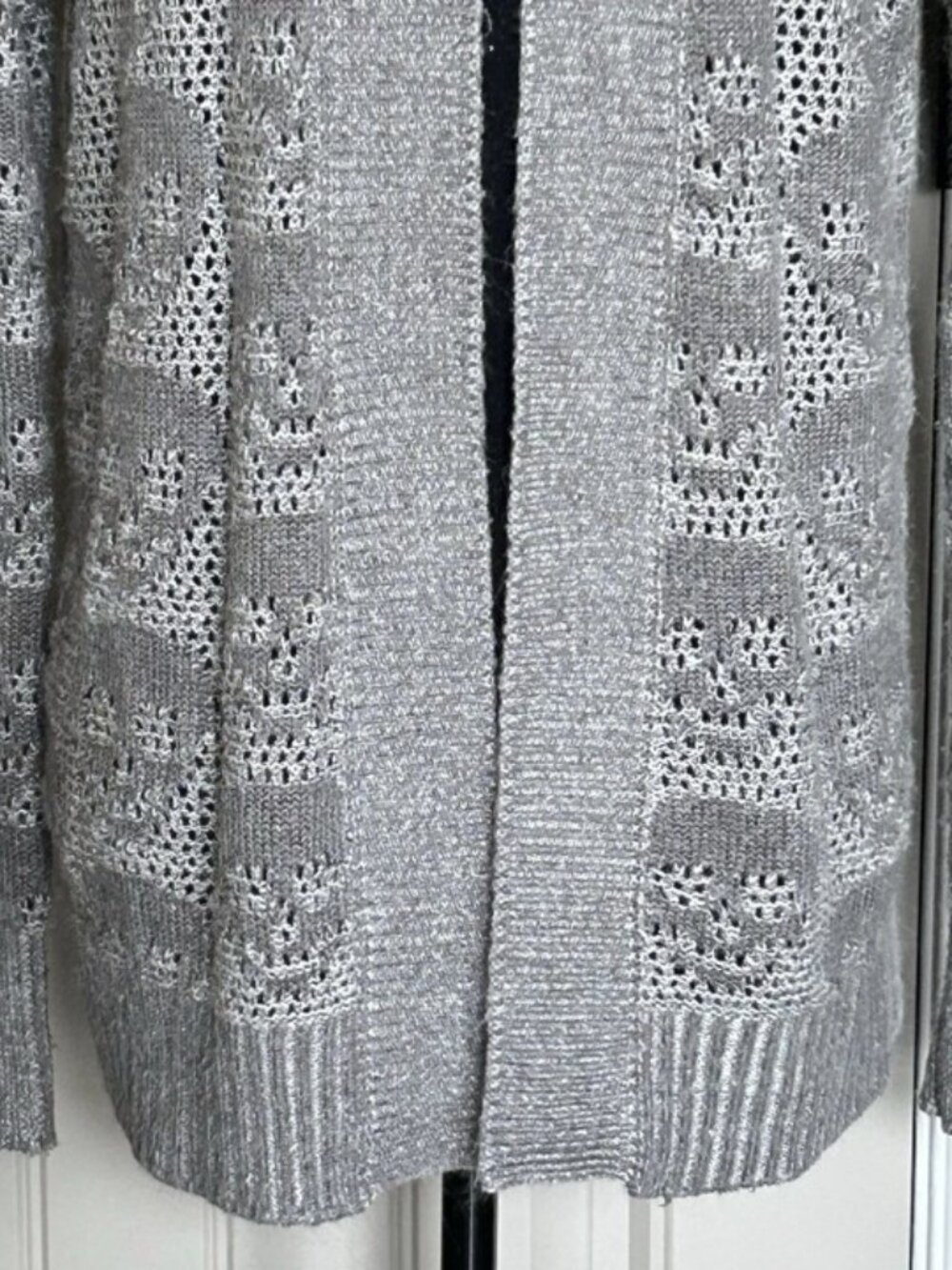 Aeropostale Women Gray Open Front Skull Graphic Cardigan Sweater Loose Knit Sz M - Picture 5 of 12